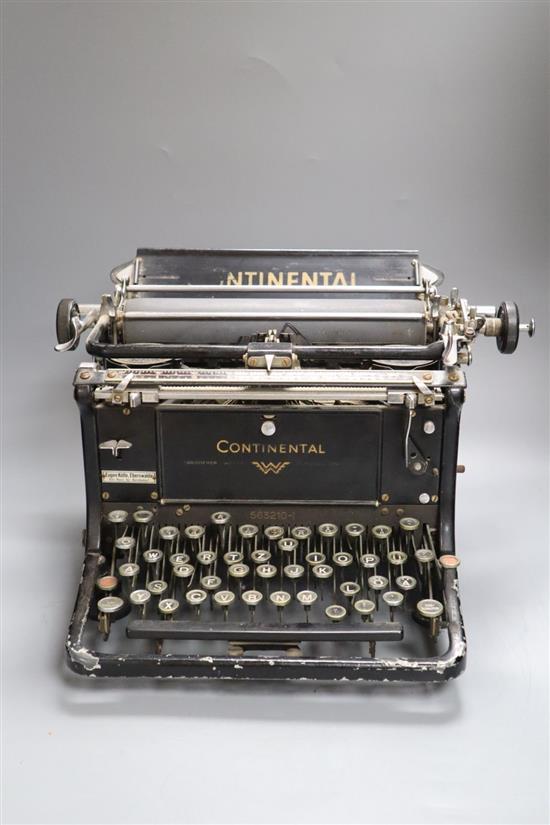 A Continental Qwerty typewriter